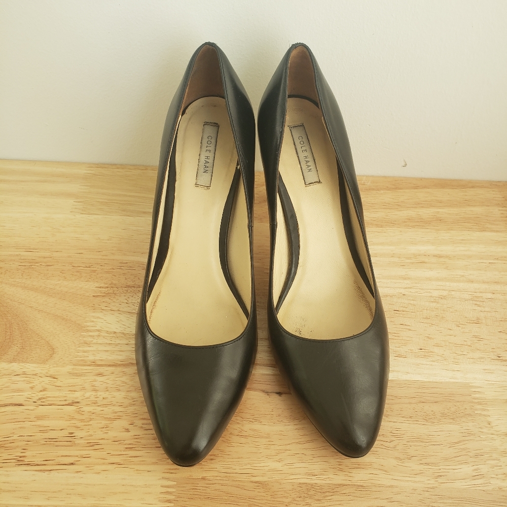 Cole Haan leather pumps 8.5